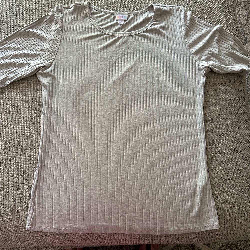 LulaRoe shirt new with tags